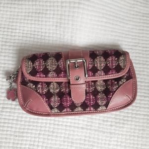 Isabella Fiore Clutch